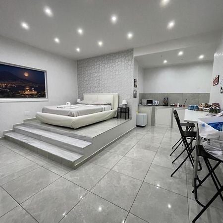 Suite Limatola Naples Luaran gambar