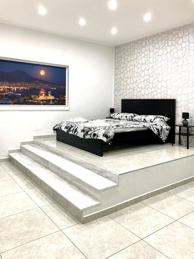 Suite Limatola Naples Luaran gambar