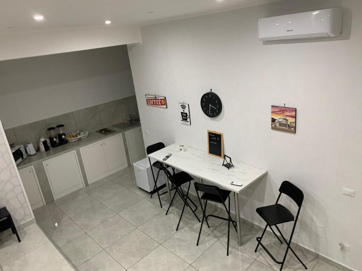 Suite Limatola Naples Luaran gambar