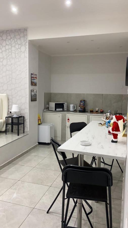 Suite Limatola Naples Luaran gambar