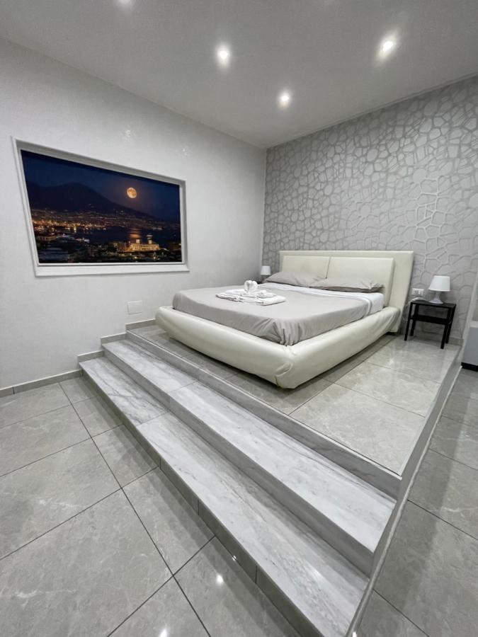 Suite Limatola Naples Luaran gambar