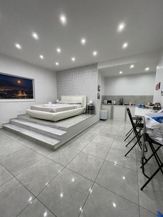 Suite Limatola Naples Luaran gambar