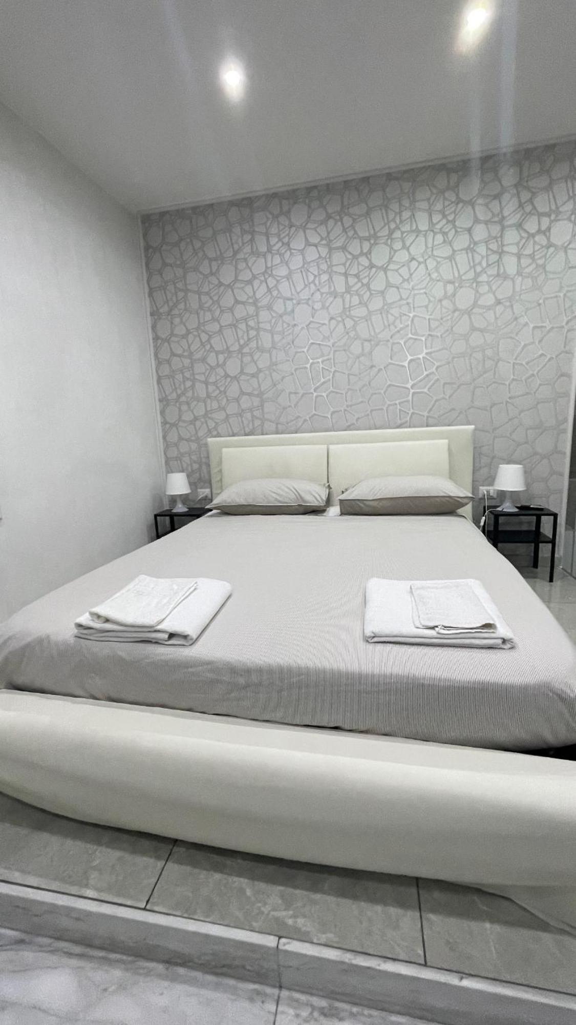 Suite Limatola Naples Luaran gambar